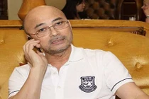 Hé lộ chuyện các chân dài “hành” đại gia Hà Dũng