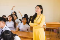 "Phải lòng" cô giáo Hải Dương xinh như hoa hậu 