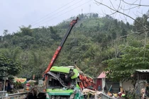 Xác định danh tính nạn nhân vụ lật xe khách ở Yên Bái