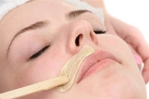 Mẹo tẩy ria mép an toàn, hiệu quả ngay tại nhà 