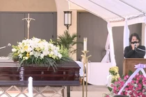 Hoài Linh gọi sang Mỹ nhắn để vật này vào linh cữu NS Chí Tài