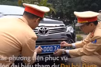 Video: Gắn biển số mới cho dàn xe phục vụ Đại hội Đảng