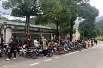 Cận cảnh vụ bắt giữ 190 “quái xế” bốc đầu, lạng lách, đánh võng