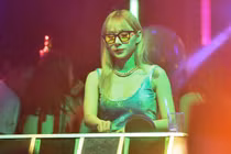 TP.HCM dừng hoạt động quán bar, karaoke, vũ trường từ 18h hôm nay