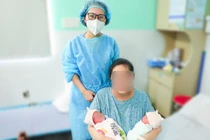 Sản phụ mắc hội chứng hiếm được phẫu thuật lấy song thai thành công
