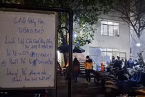 Công an làm thẻ căn cước gắn chíp thâu đêm cho người dân Hà Nội