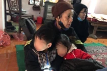 Vụ 2 cháu bé bị bỏ rơi trên triền đê sông Hồng có thêm tình tiết mới