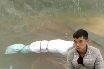 Vụ giết phụ nữ cho vào bao ném xuống hồ: “Rất tàn nhẫn, đê hèn“