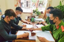 Xử phạt 2 thanh, thiếu niên trèo tường vào khu cách ly thăm bạn gái 