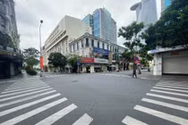 Quang cảnh TP HCM ngày đầu tiên thực hiện Chỉ thị 16