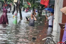 Mưa lớn tại Hải Phòng, nhiều tuyến đường ngập sâu cả mét