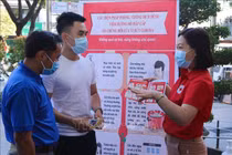 Hà Nội nguy cơ “bùng” dịch mạnh, làm gì bảo vệ bản thân lúc này?