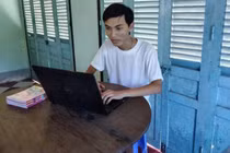 Chàng trai Vĩnh Long ẵm trọn ba điểm 10 ước mơ làm giáo viên