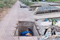 Hố ga, hố cáp "bẫy" người dân, bủa vây đường phố Hà Nội