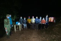 Bắt 8 đối tượng xuất cảnh trái phép từ Việt Nam sang Lào