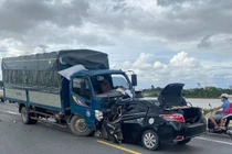 Nguyên nhân vụ hai ô tô đối đầu khiến 3 người chết