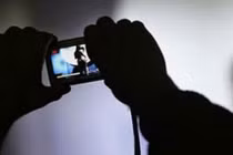 Dùng clip “nóng” tống tiền nữ hiệu trưởng: Cao nhất án 20 năm tù