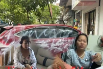 Tin nóng ngày 5/4: Thanh niên bị giam giữ, đánh đập như thời “trung cổ“