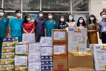 Báo Tri thức và Cuộc sống cùng Sở TTTT TP HCM tri ân các tuyến đầu chống dịch