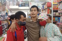 Vụ tài xế container đánh lái cứu 2 người: Có vi phạm tốc độ?