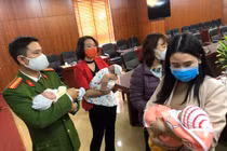 Vụ đường dây bán trẻ sơ sinh sang Trung Quốc: Mẹ trẻ bán con nhận bao tiền?