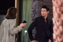 Trước ngày nộp đơn ly hôn, chồng giật mình vì vợ gõ cửa gấp gáp...