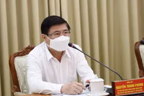 Chủ tịch TP.HCM: “Tôi chụp ảnh đeo khẩu trang thấy vẫn đẹp như thường“