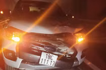 Nghi chạy ngang qua đường người phụ nữ bị xe đâm tử vong