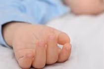 Bé gái 2 tuổi tử vong sau khi gửi tại nhóm lớp tư thục