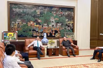 Chủ tịch Phan Xuân Dũng thăm và làm việc với Tỉnh ủy Hưng Yên