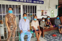 Xóm chạy thận chồng chất khó khăn mùa dịch COVID-19