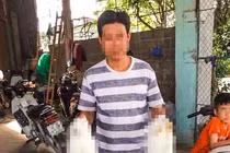 Phát hiện thi thể người đàn ông trong bao tải dưới ao