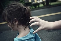 Công an giải cứu 6 bé gái trong đường dây buôn bán trẻ em