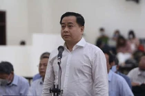 Ai đã tặng đồng hồ Patek Philippe, điện thoại Vertu cho ông Nguyễn Duy Linh?