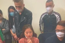 Trai xinh gái đẹp “mở tiệc thác loạn” trong chung cư cao cấp Hà Nội