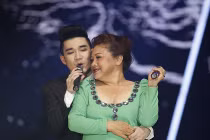 Siu Black bất ngờ tái xuất rạng rỡ trong liveshow Quang Hà