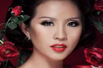 Hoa hậu Thu Hoài đại diện Việt Nam thi Mrs Universe 2014