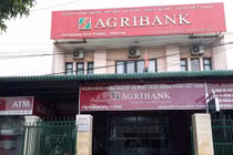 Đang truy bắt đối tượng nổ súng cướp ngân hàng Agribank ở Đắk Lắk