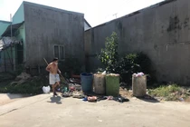 Khám nghiệm hiện trường vụ phát hiện đầu người ở Bình Dương