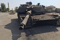 Kinh ngạc: Tên lửa Trung Quốc xé nát siêu tăng M1 Abrams