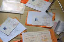 Choáng váng bằng tiến sĩ, thạc sĩ... chỉ 9 triệu đồng