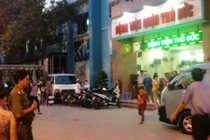 Hỗn chiến trong bệnh viện, bác sĩ, bệnh nhân chạy tán loạn