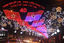 TP HCM trang hoàng lộng lẫy đón Tết Ất Mùi 2015