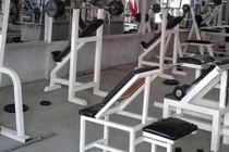 Hy hữu: Bị tạ đè chết khi đang luyện tập thể thao