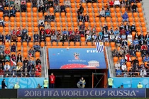 FIFA điều tra hàng ngàn ghế trống trên các khán đài World Cup
