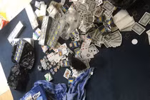 Tang vật thu giữ.