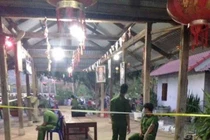 Công an khám nghiệm hiện trường.