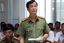 Đại tá Lý Quang Dũng, Phó giám đốc Công an tỉnh Đồng Nai (đang chờ nghỉ hưu) từ phó giám đốc xuống cấp trưởng phòng.