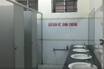 Người phụ nữ bị người đàn ông kề dao cướp hiếp dâm ở nhà vệ sinh Trung tâm Văn hóa Lao động tỉnh Bình Dương.