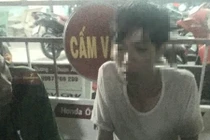 Lỡ sài hết 30 triệu đồng, thanh niên nhảy sông Sài Gòn tự tử trong đêm chung kết Sea Games 30.